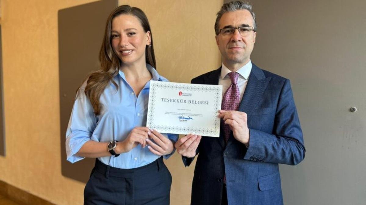 Serenay Sarıkaya Ödemeleri Zamanında Yaptı, Teşekkür Belgesi Aldı