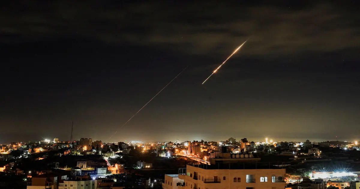 İran-İsrail Çatışmasında 16. Gün: Tel Aviv'de Patlama Sesleri