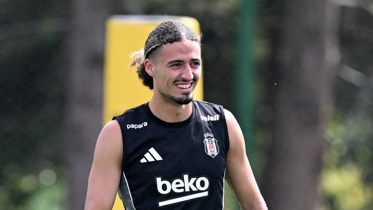Beşiktaş'ta Ayrılık Süreci! Yönetimden İzin Alarak Almanya'ya Gitti