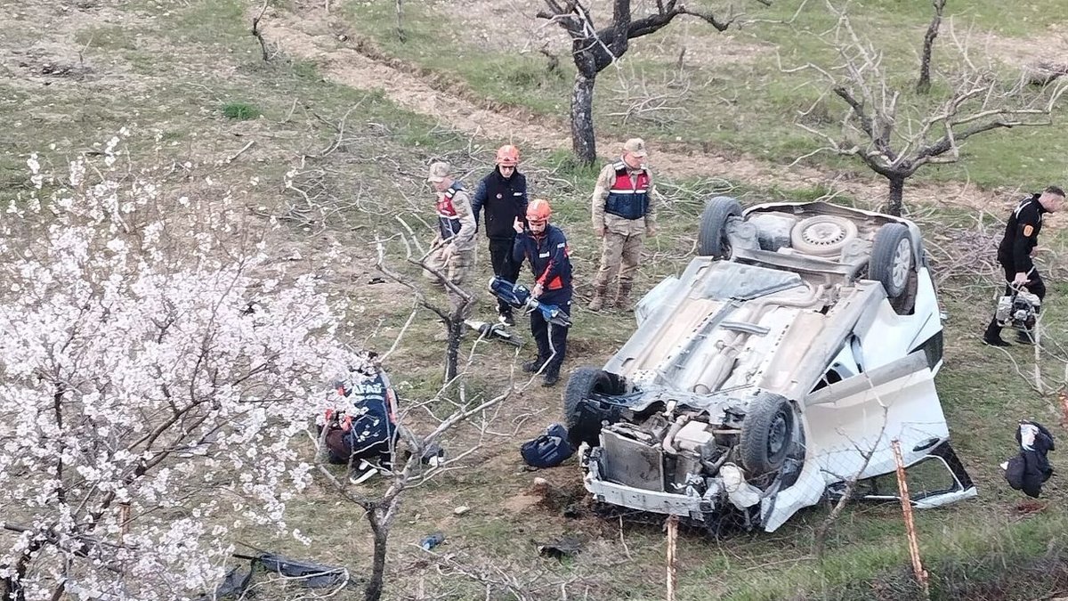 Siirt’teki Korkunç Trafik Kazasında 2 Kişi Hayatını Kaybetti