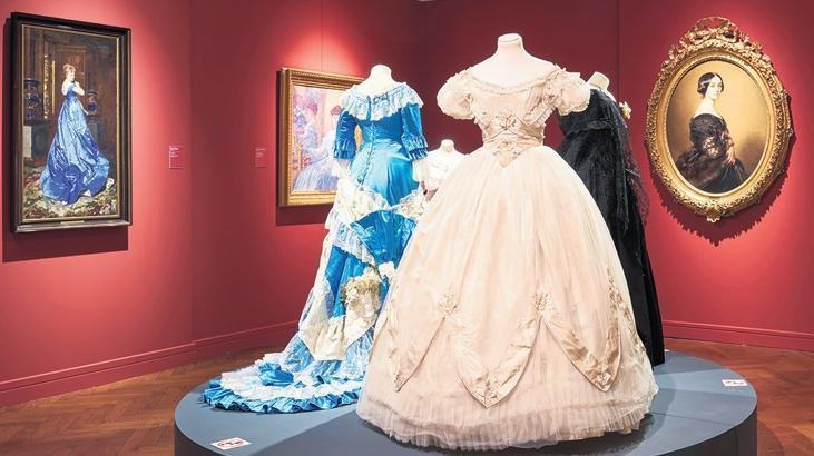 Sanat Ve Moda İlişkisini Yansıtan Sergi Etkinlikleri