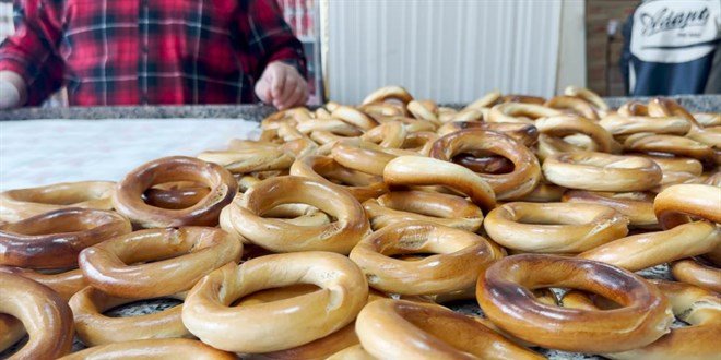 Rizelilerin Favorisi 'Susamsız Simit' Erdoğan İle Tartışıldı