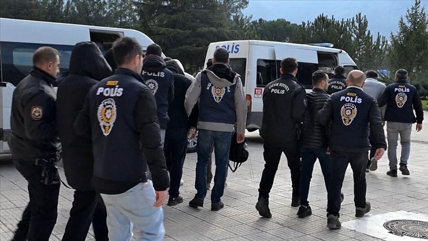 Geçtiğimiz Ay Uyuşturucu, Kaçak Bahis Ve Online Kumar İçin 787 Operasyon Yapıldı