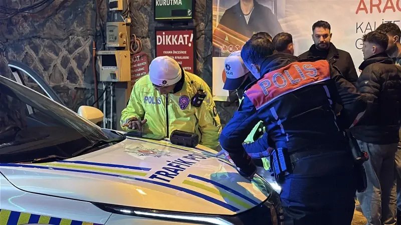 Erzurum'da Polis Peşine Düştü: Sürücünün Lisansı Alındı