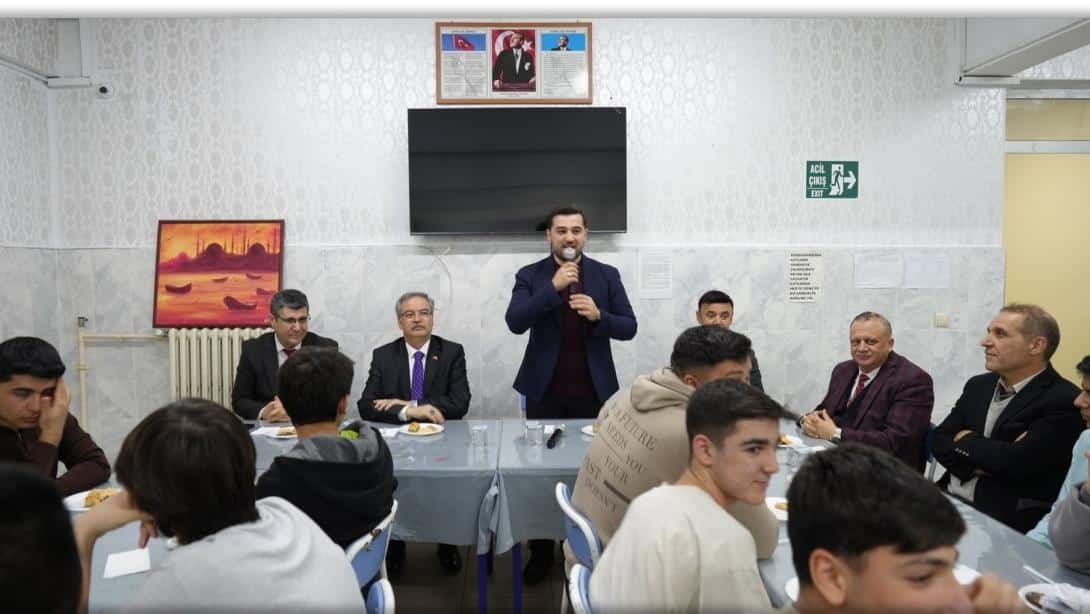 Gaziantep Spor Şehri'nde İftar Sonrası Basketbol Keyfi