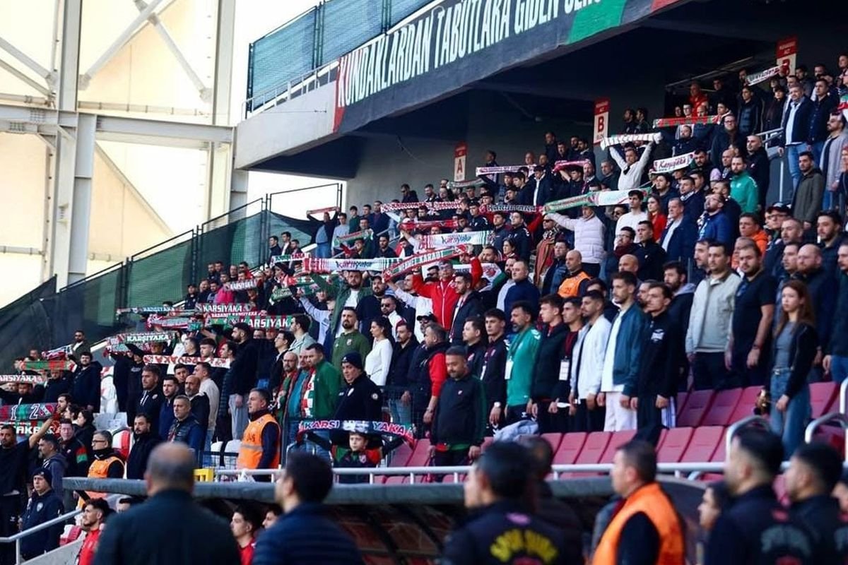 Son Bir İmza Bekleniyor! Karşıyaka'ya Yeni Stadyum Müjdeleri