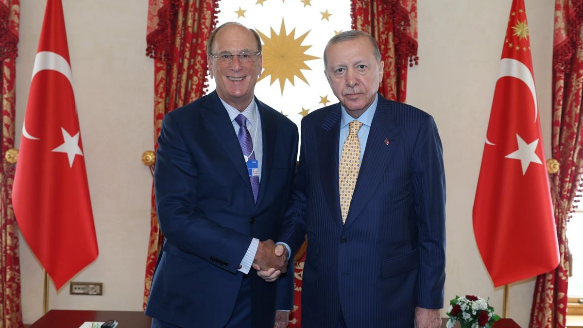 Cumhurbaşkanı Erdoğan, BlackRock ve Dünya Ekonomik Forumu Başkanıyla Buluştu