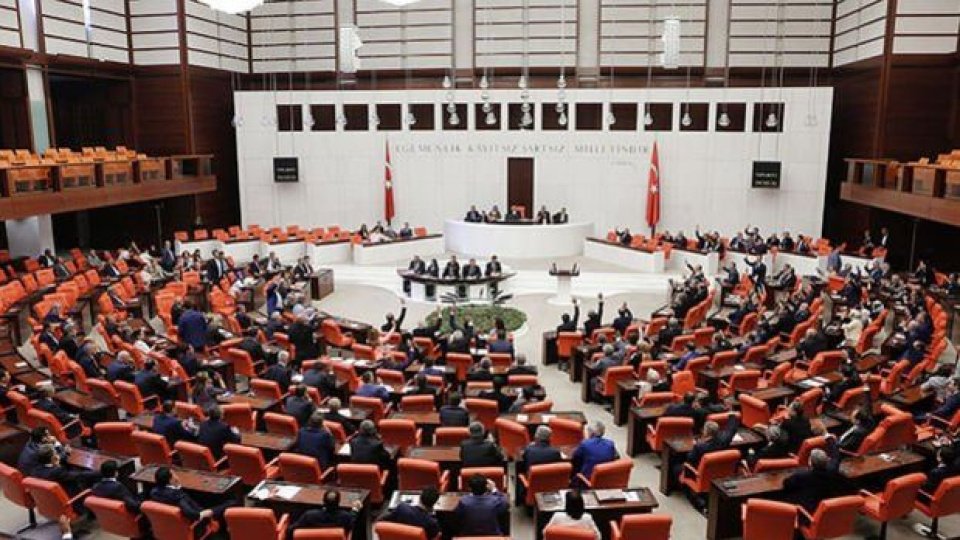 Ekonomi Ve Siyaset Gündemi: 28 Mart 2026 Tarihinde Neler Oluyor?