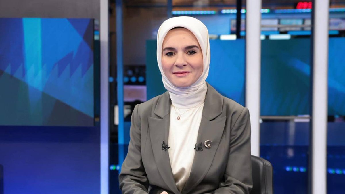 Bakan Göktaş'tan 'Doğum İzni' ve 'Sosyal Medya' Hakkında Bilgilendirme!