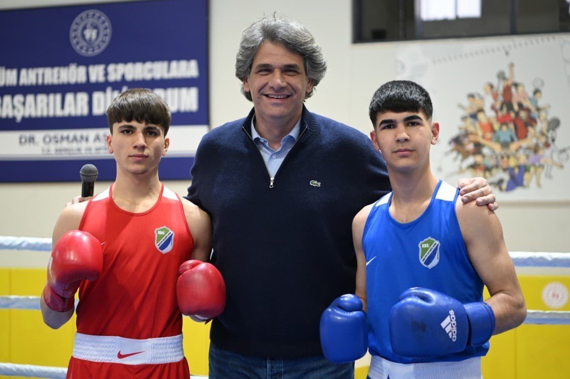 Kartepe'de Gerçekleşen Yıldızlar Ferdi Boks Turnuvası Tamamlandı