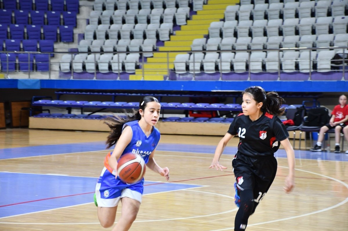 Küçükler İçin Basketbol Takım Yarışmaları Başladı