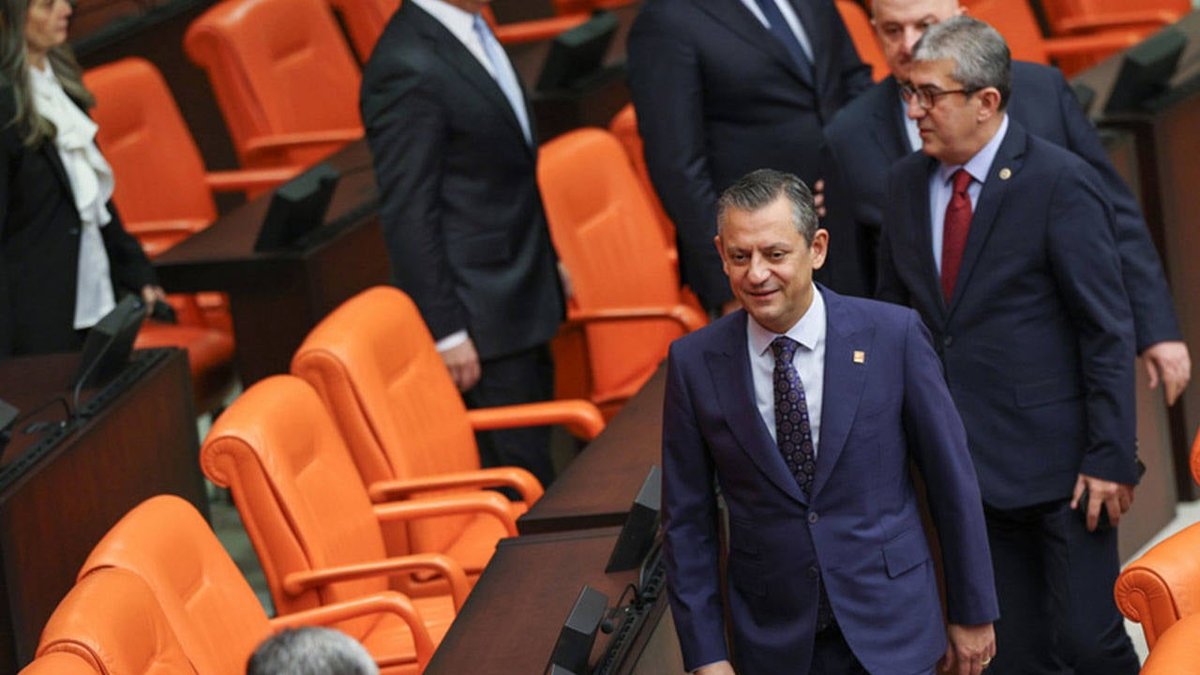 22 CHP'li Vekil İstifa Edecek Mi? Gökhan Günaydın'dan Duyuru