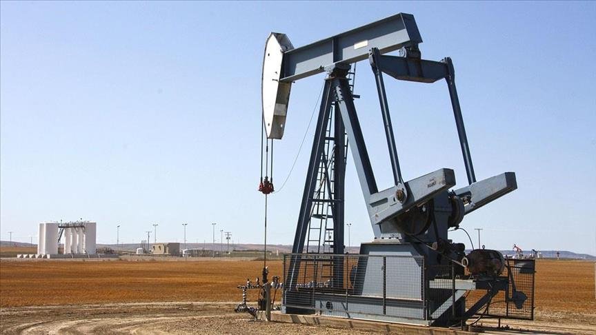 ABD'nin Ticari Ham Petrol Stokları 5,5 Milyon Varil Yükseldi