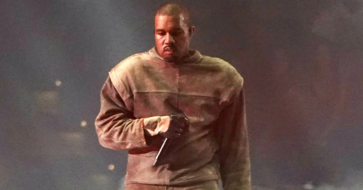 Kanye West, Konser Sırasında Ekibine Hakaret Ettiği Anlar