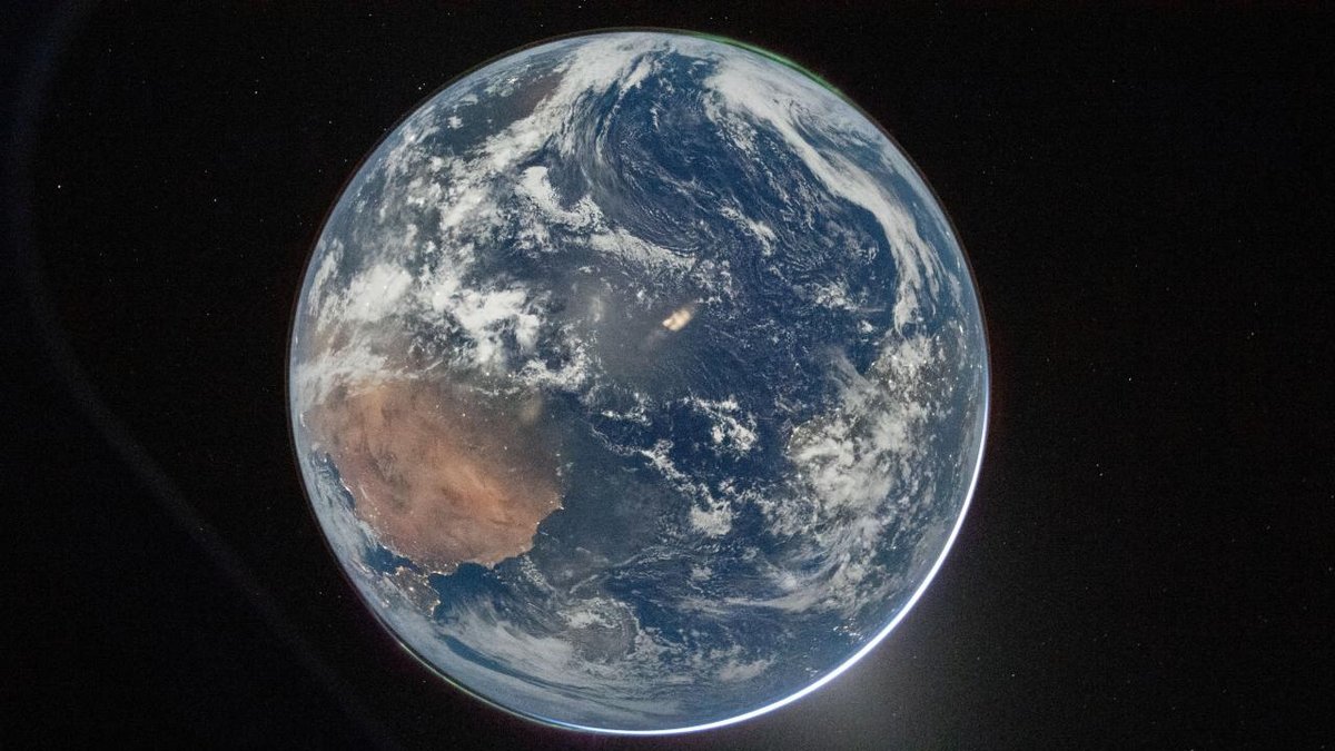 NASA, Dünya'nın Uzaydan Elde Edilen Yeni Görsellerini Paylaştı