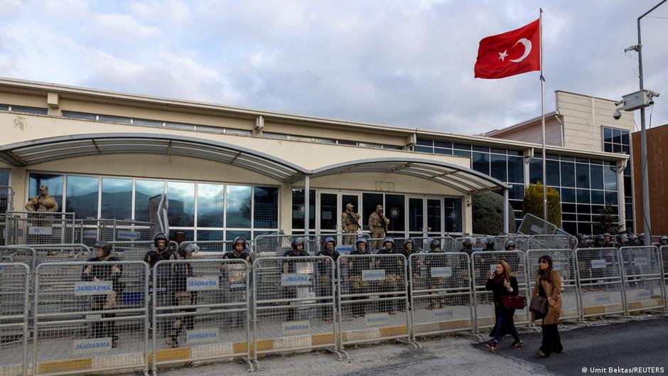 İBB Davasında Ara Karar: Tutuklu 18 Sanık İçin Tahliye Kararı