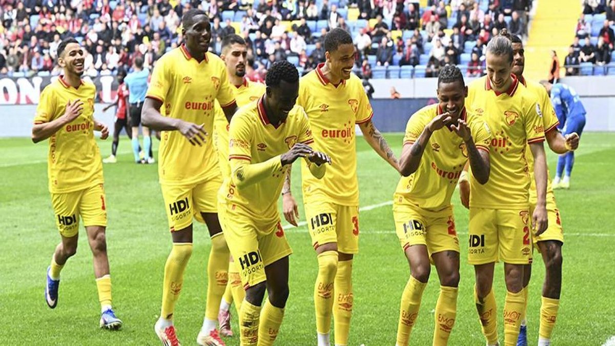 Süper Lig'de İki Maç Aynı Anda: Kasımpaşa-Kayserispor | Gençlerbirliği-Göztepe: CANLI Yayın