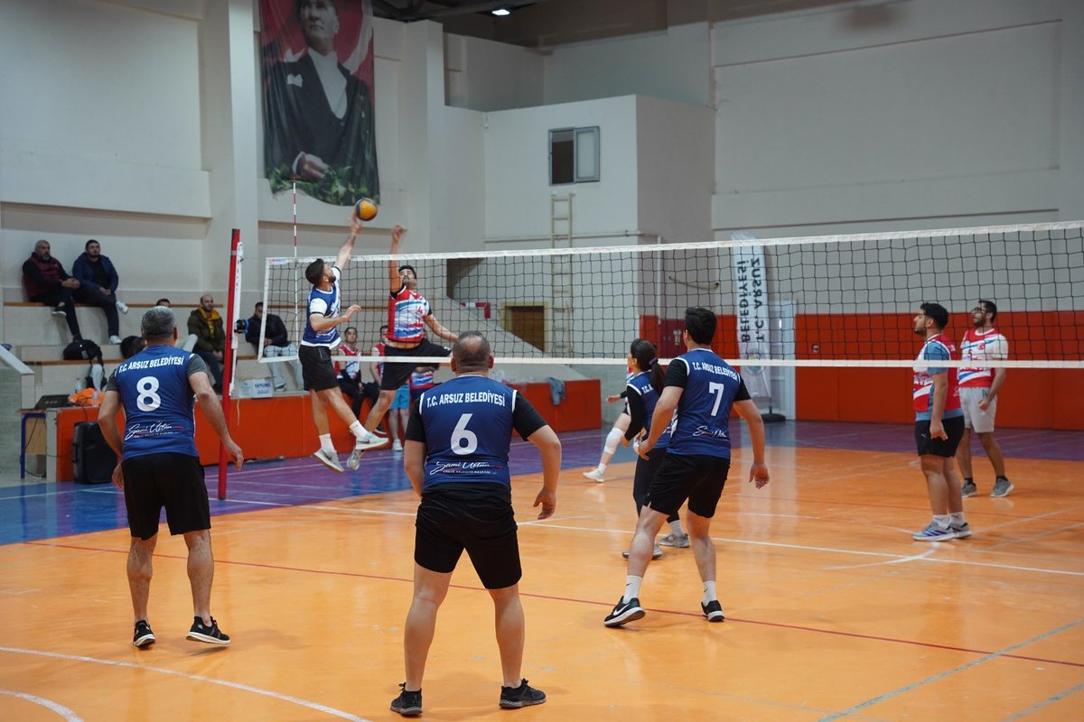 Bahar Festivali Voleybol Yarışması Düzenleniyor