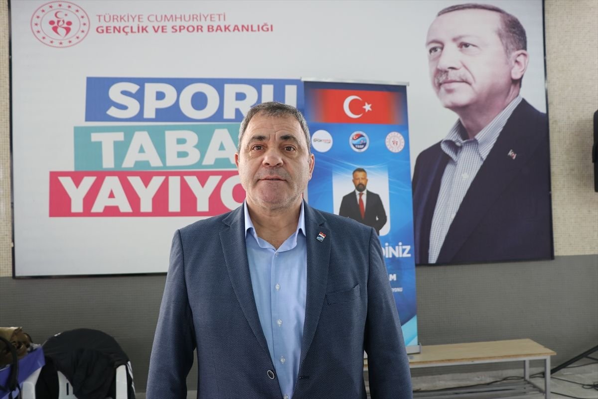 Elazığ'da Paletli Yüzme Alanında 5 Yeni Türkiye Rekoru Elde Edildi