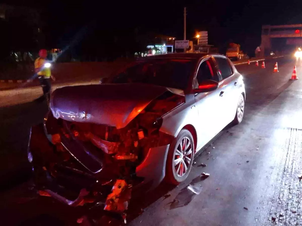 Afyon'da Trafik Kazası: 9 Kişi Yaralandı