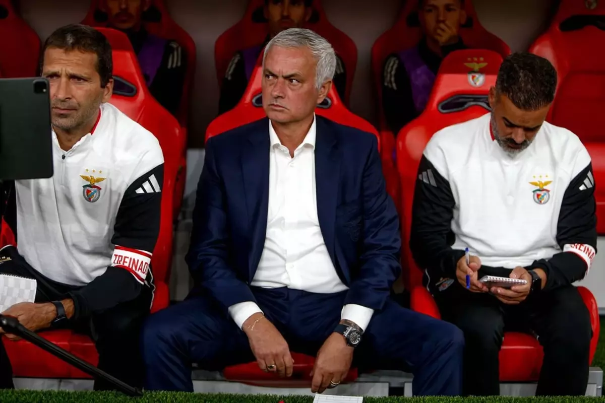 Yıldız Oyuncudan Mourinho Hakkında Şok İtiraf: Her Gece Aynı Mesajı Atıyordu