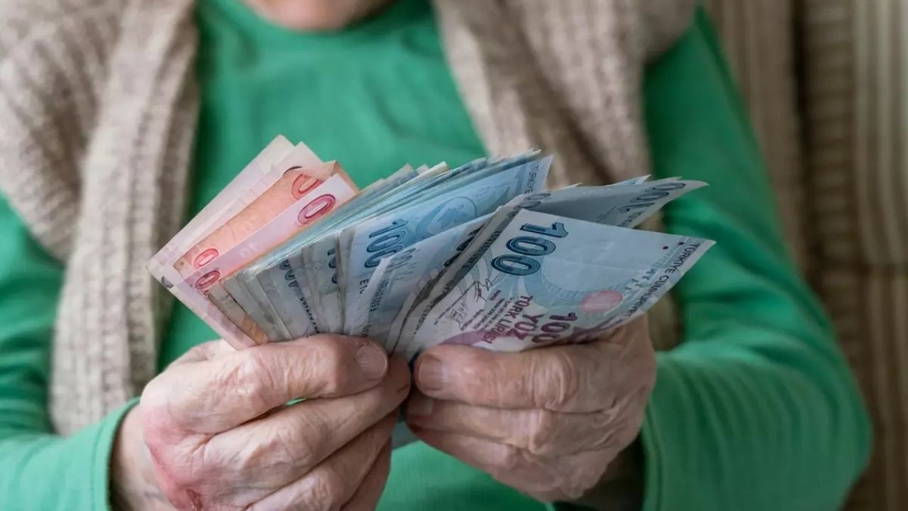 Emekli Zamları İçin Kritik Tarih: En Düşük Maaş İlk Kez 20 Bin TL Olabilir