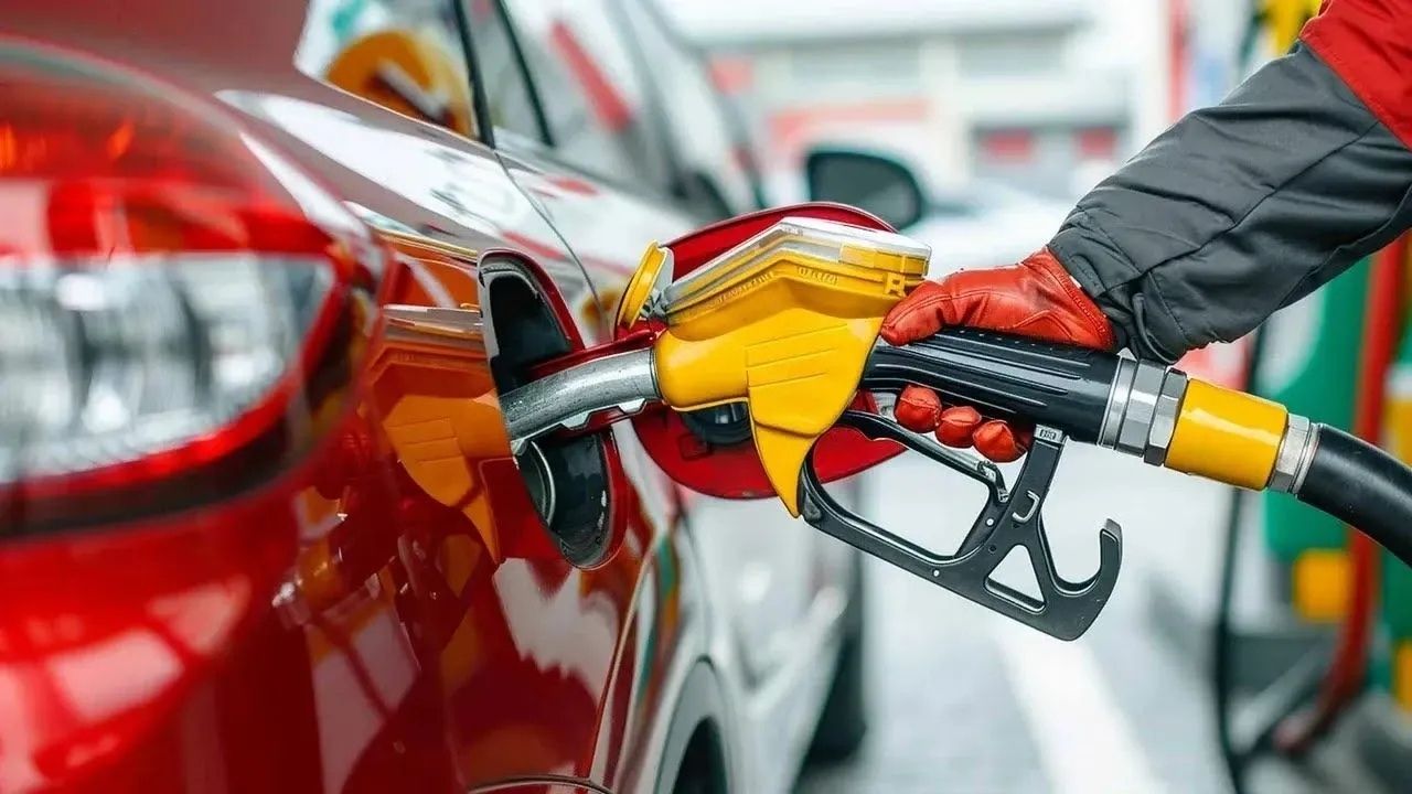 Benzin ve Motorin Fiyatlarında 2025 Yılı Değerlendirmesi: Etiketler Yükseldi