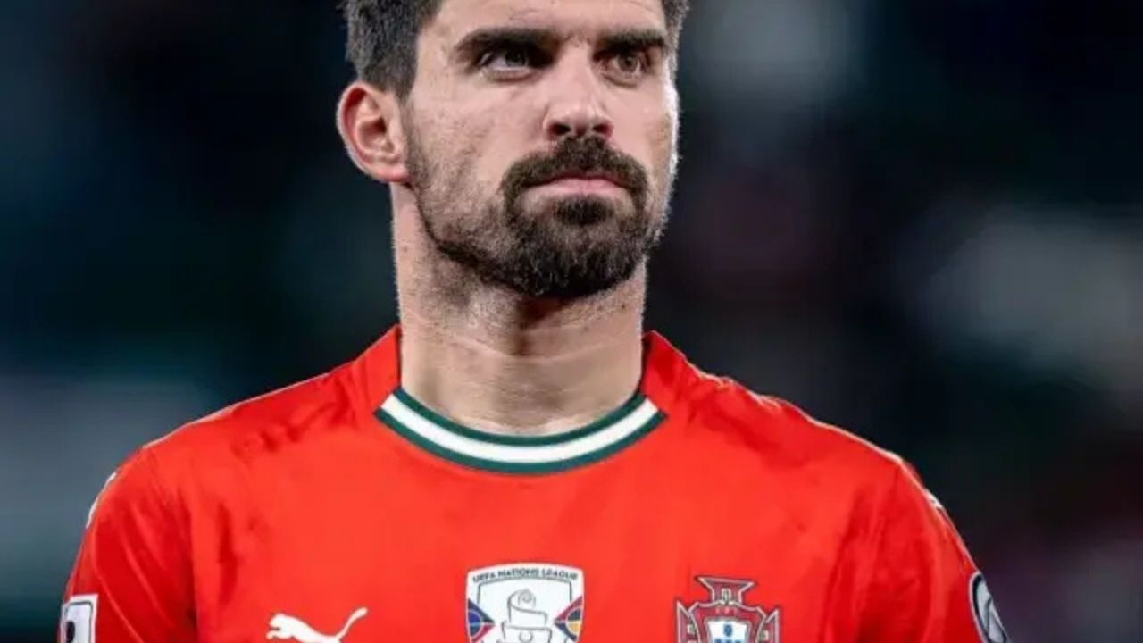 Dursun Özbek’ten Taraftara Yeni Yıl Sürprizi: Ruben Neves Transferi Masada