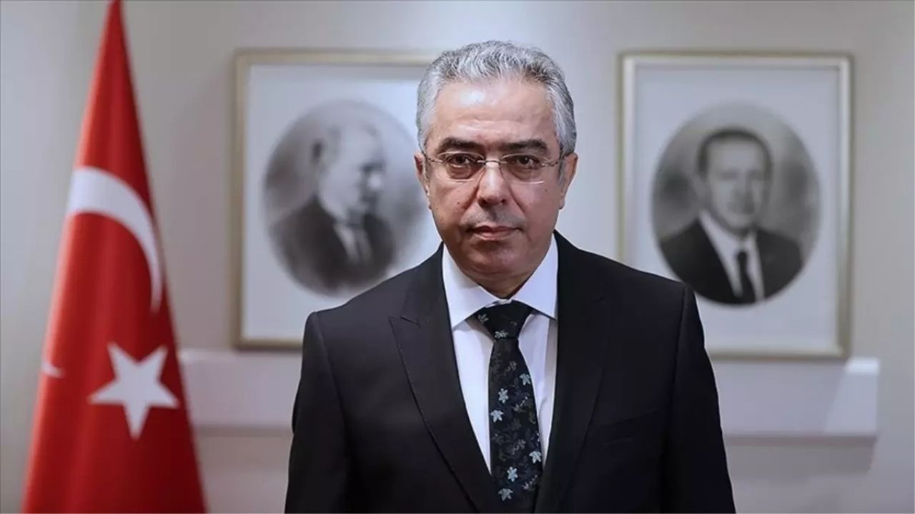 Demokrasi ve Demokratik Siyaset Tartışmaları – Mehmet Uçum