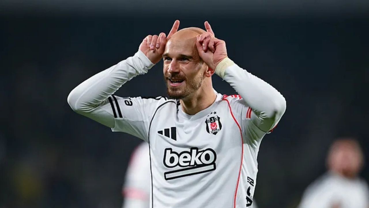 Beşiktaş’tan Fenerbahçe’ye dikkat çeken gönderme: Kerem Aktürkoğlu detayı öne çıktı