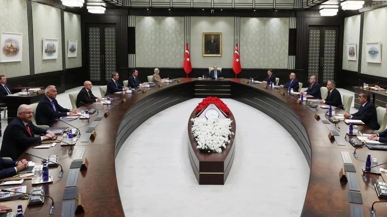Ankara kulisleri hareketlendi: Kabine değil, bürokraside büyük değişim mi geliyor?