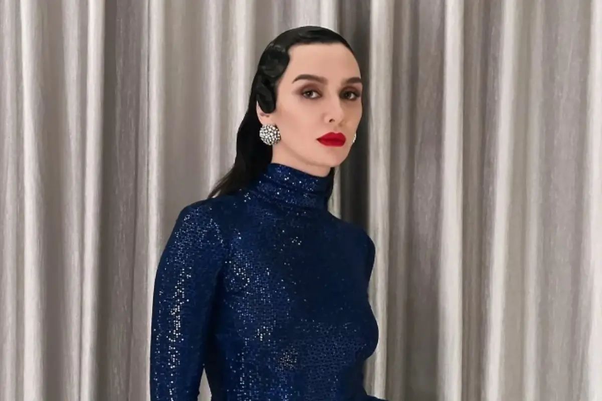 Birce Akalay, imajını değiştirerek saçlarını kısacık kestirdi!