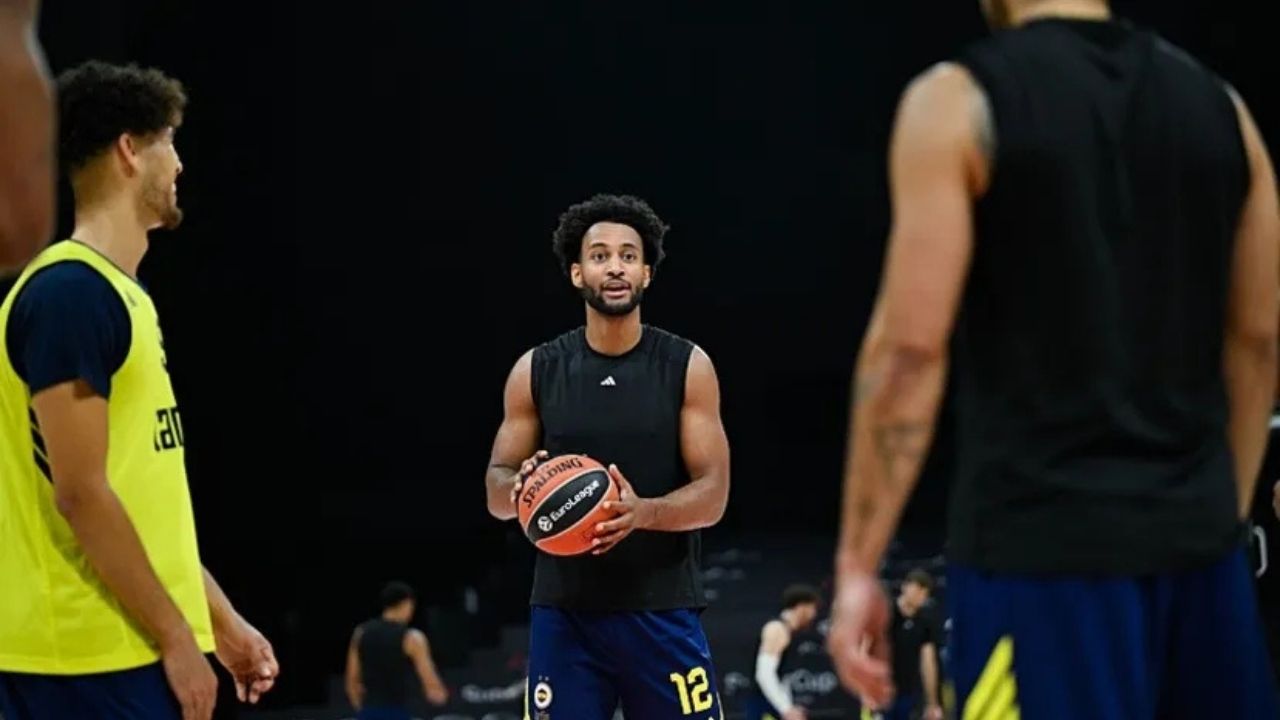 Fenerbahçe, Avrupa Ligi Süper Kupası’nda Olympiakos’la Karşılaşıyor