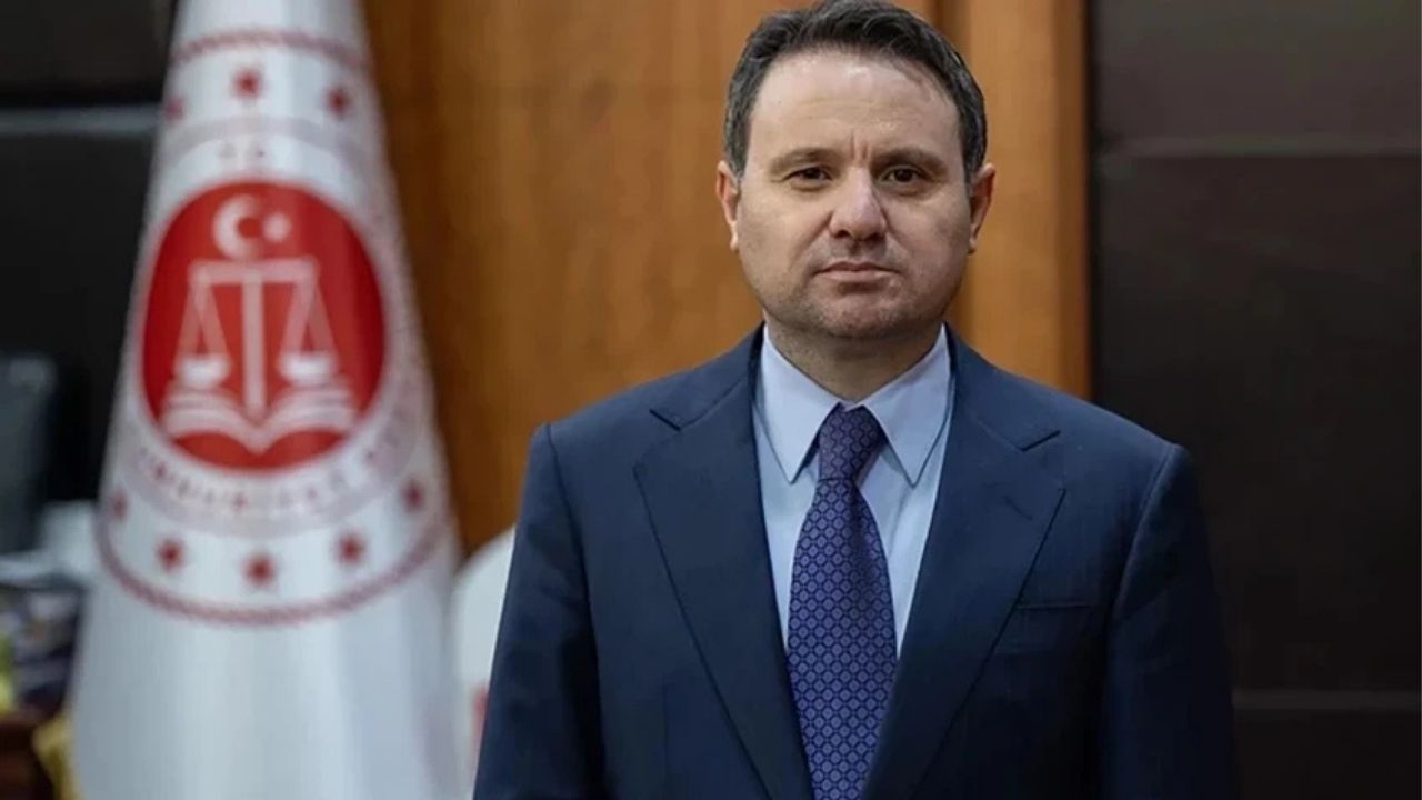 Bakan Gürlek Duyurdu: 4 İlde 6 Avukatlık Ofisine Operasyon