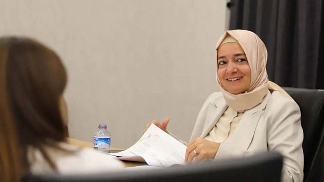 Fatma Betül Sayan Kaya Hakkında Dikkat Çeken İddia Gündemde