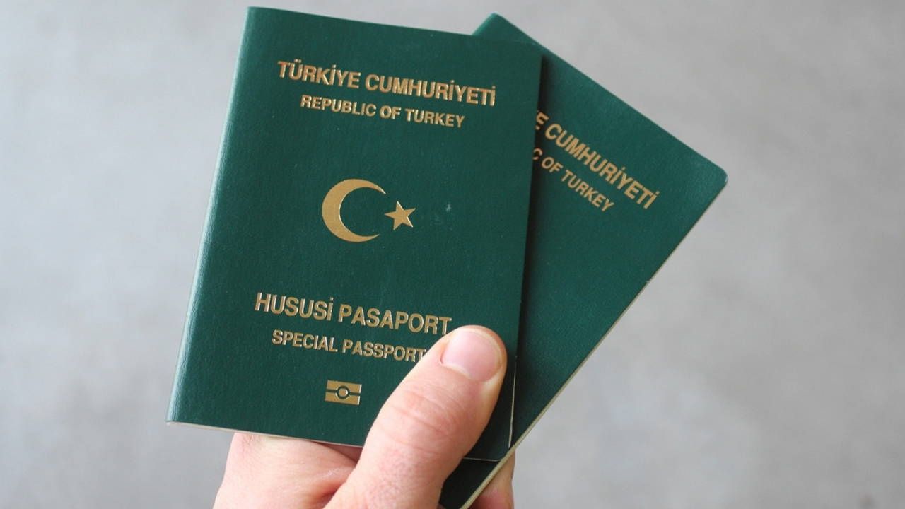 Yeşil Pasaport İçin Yeni Teklif Mecliste, 6 Meslek Grubu Gündemde