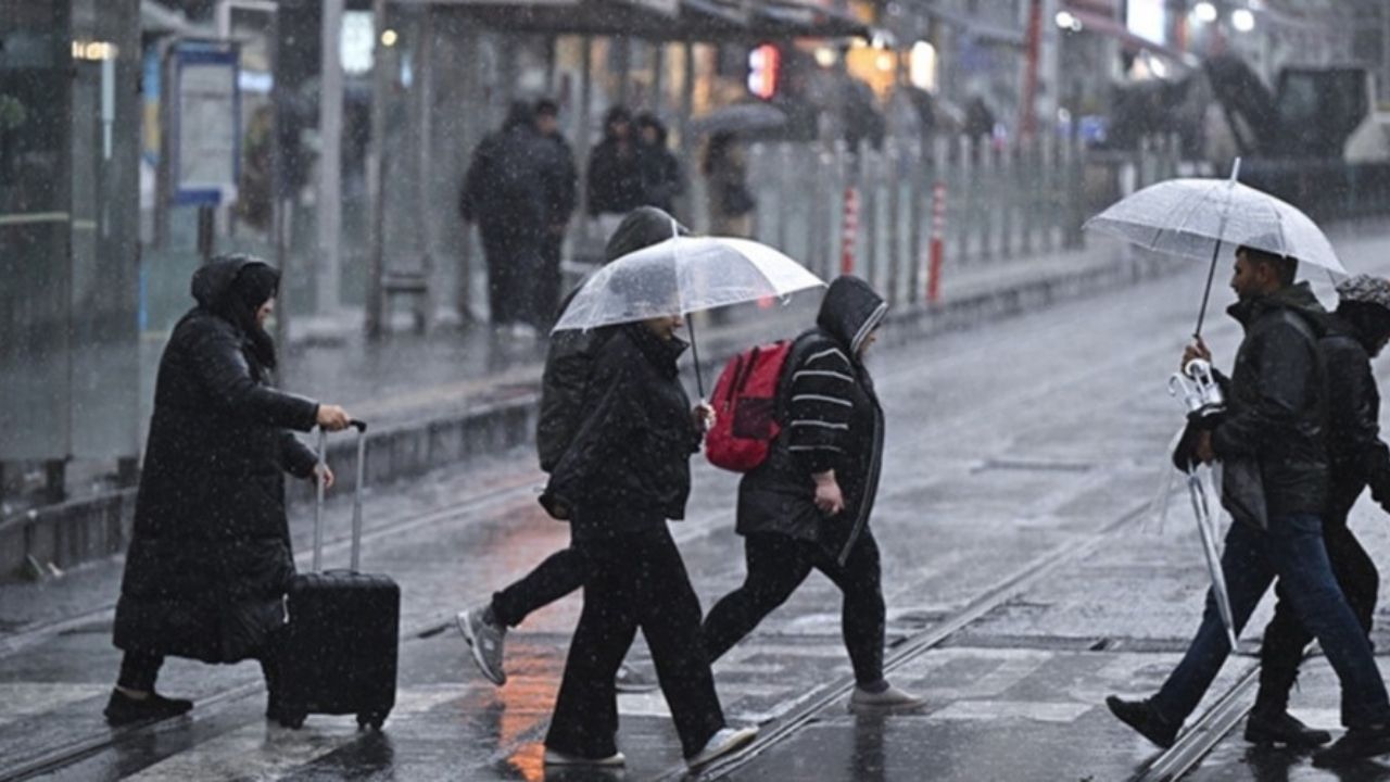 İstanbul dahil 45 il için uyarı: Sağanak ve fırtına etkisini artıracak