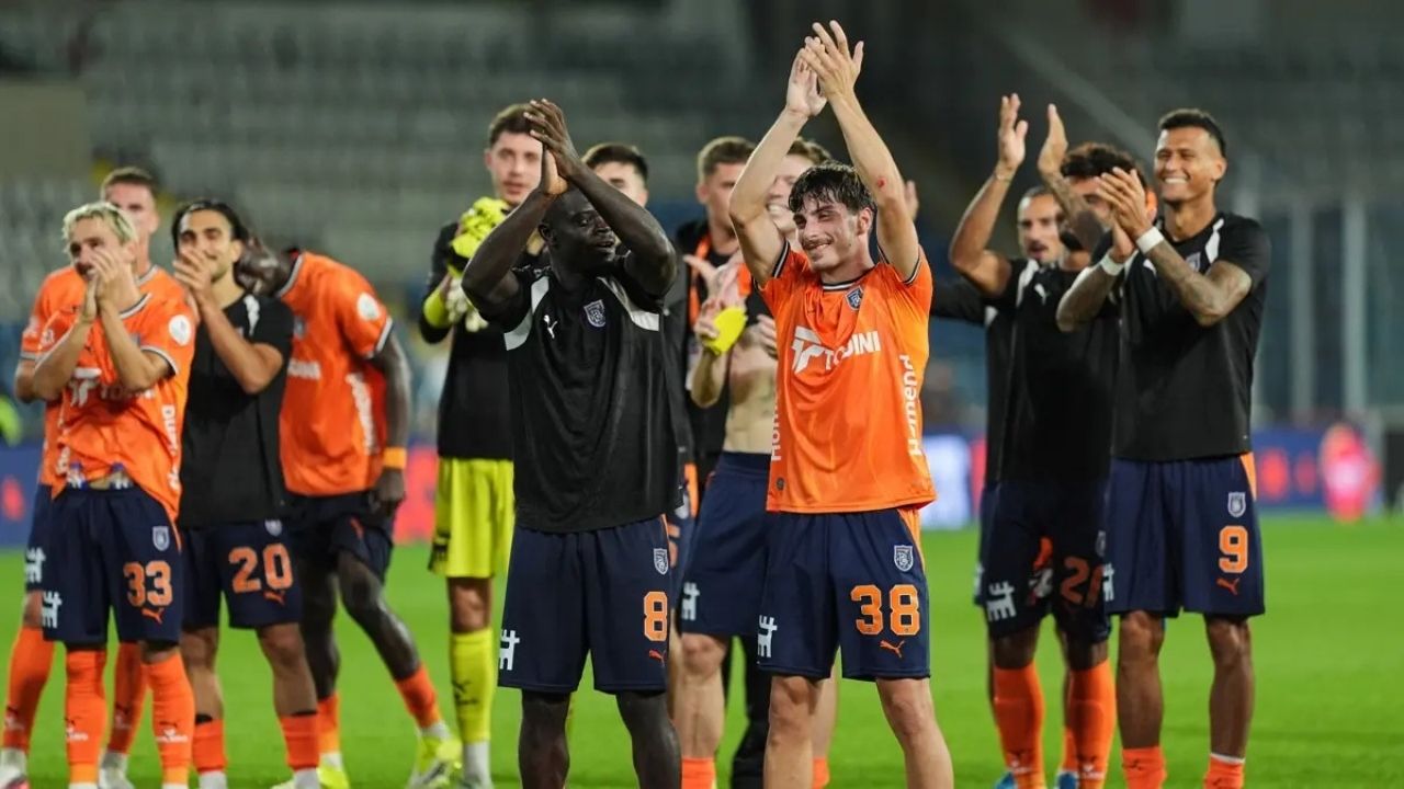 Başakşehir, sahasında Gaziantep FK karşısında galibiyet arıyor