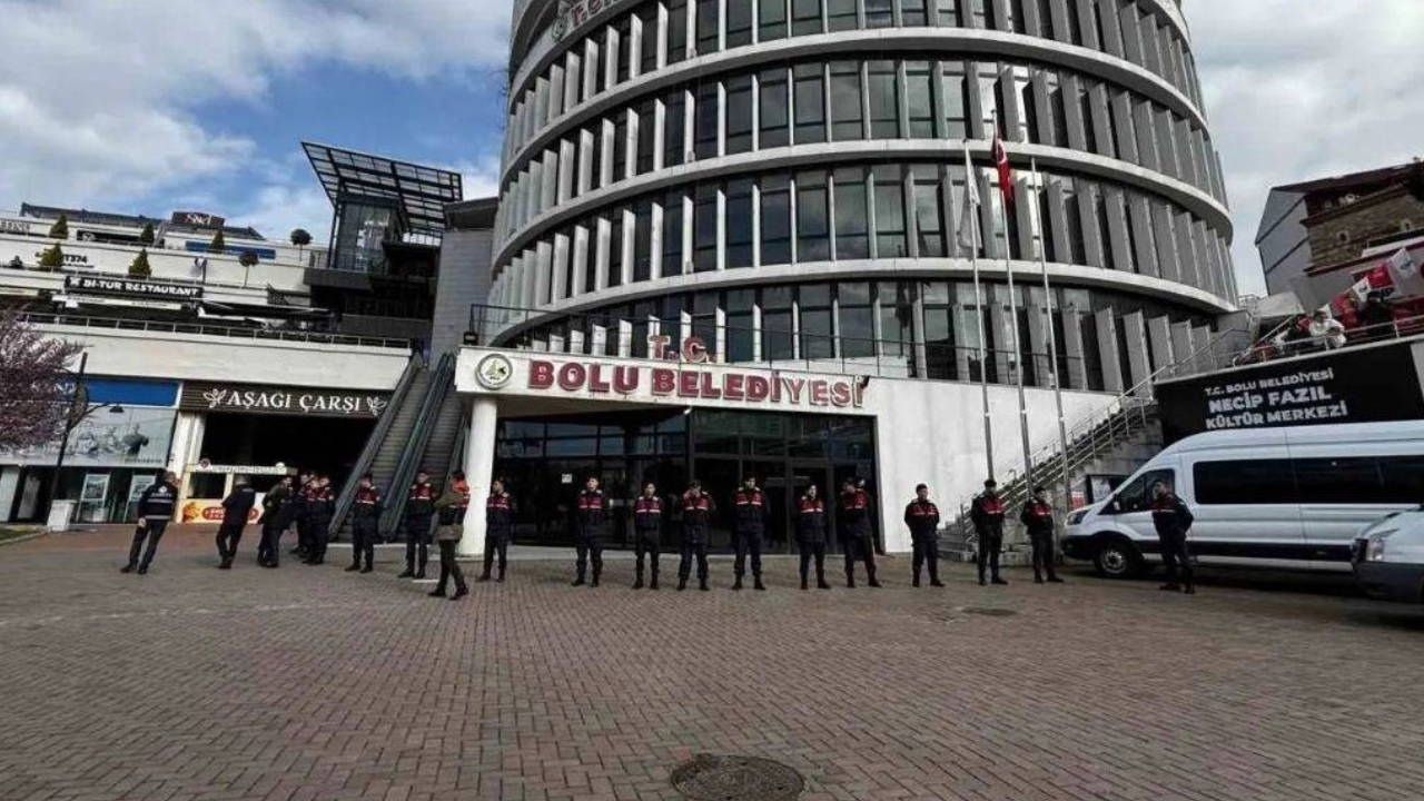 Bolu Belediyesi Soruşturmasında 3 Kişi Tutuklandı, 1 Kişiye Adli Kontrol