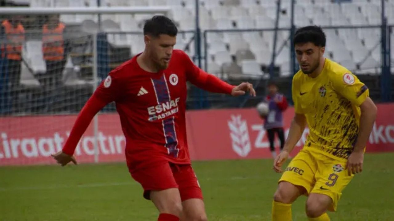 Fethiyespor-Eyüpspor Maçı Sağanak Yağış Nedeniyle Ertelendi