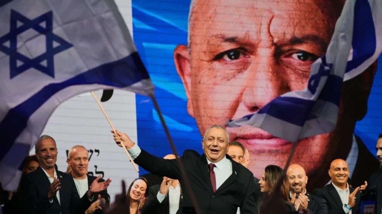 Netanyahu’dan Yeni Hükümet İçin İlk Görüşme Hamlesi