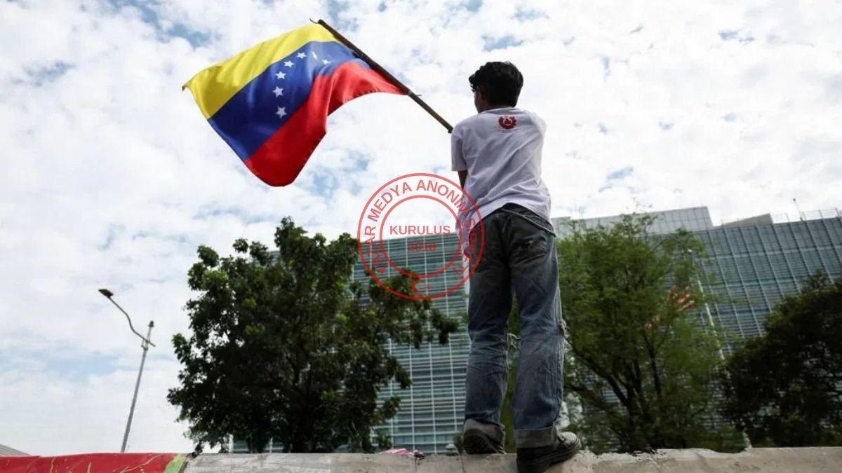 Venezuela Toplumu Maduro'suz Bir Geleceğe Nasıl Yaklaşıyor?