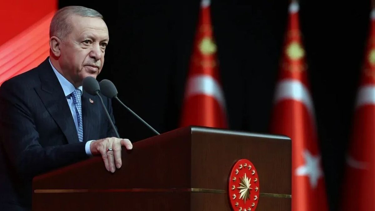 Erdoğan'dan Televizyon Sektörüne Sert Uyarı: "Şiddeti ve Yozlaşmayı Körükleyen Dizilere Veto!"