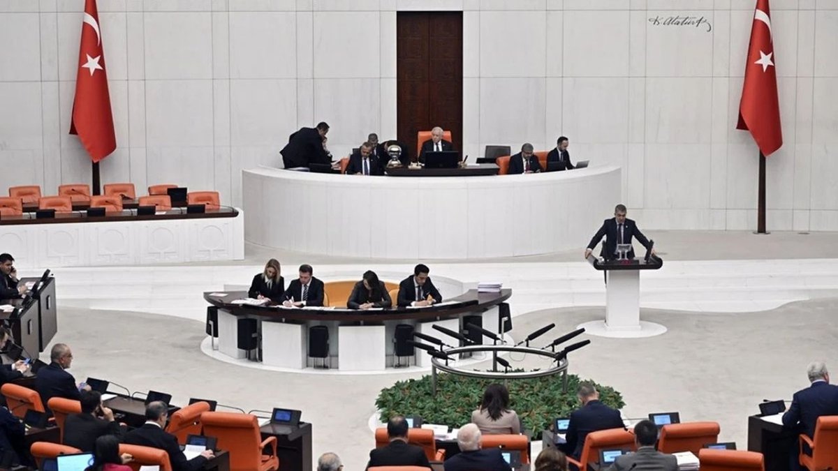 15 Yaş Altına Sosyal Medya Yasağı: Yeni Düzenleme Meclis'ten Geçti