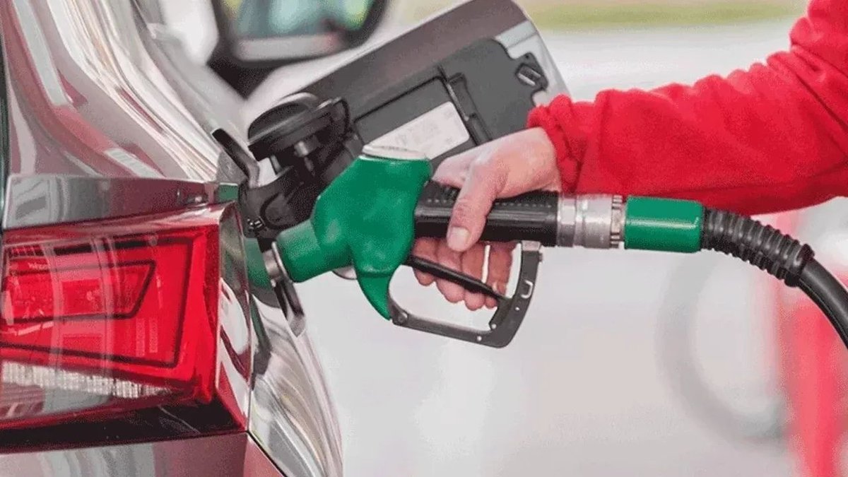 Benzin ve Motorine Büyük Zam: Tabelalar Değişiyor