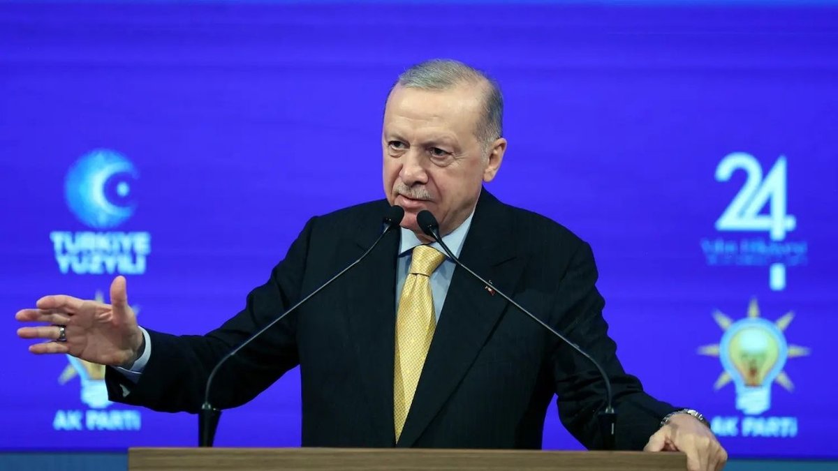 AKP, 25. Yılında Yeni Siyasi Anlatı Oluşturuyor: 'Türkiye Yüzyılı' Güncelleniyor