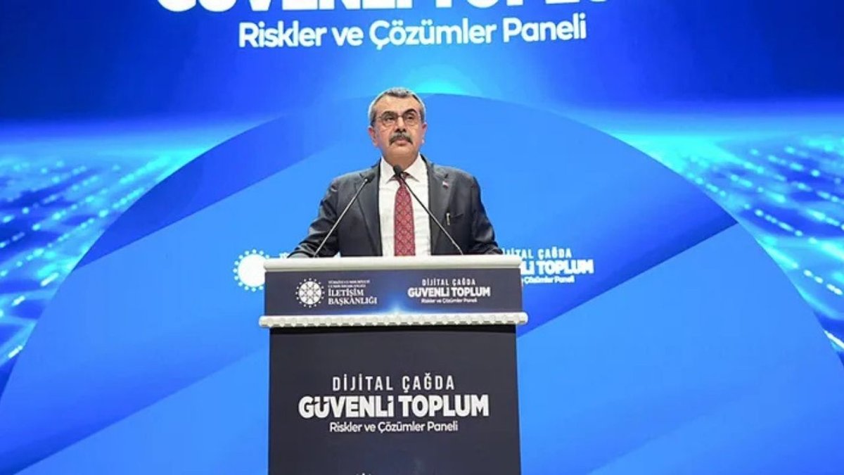 Milli Eğitim Bakanı Yusuf Tekin'den 'Türkiye Yüzyılı Maarif Modeli' Vurgusu: İyi İnsan Yetiştirmek Önceliğimiz