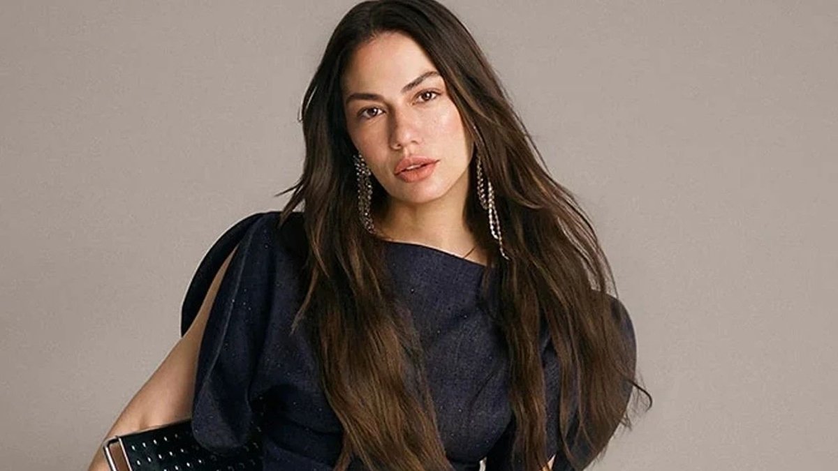 Eşref Rüya’da Final Krizi: Demet Özdemir’in Takip Hamlesi Sosyal Medyayı Karıştırdı