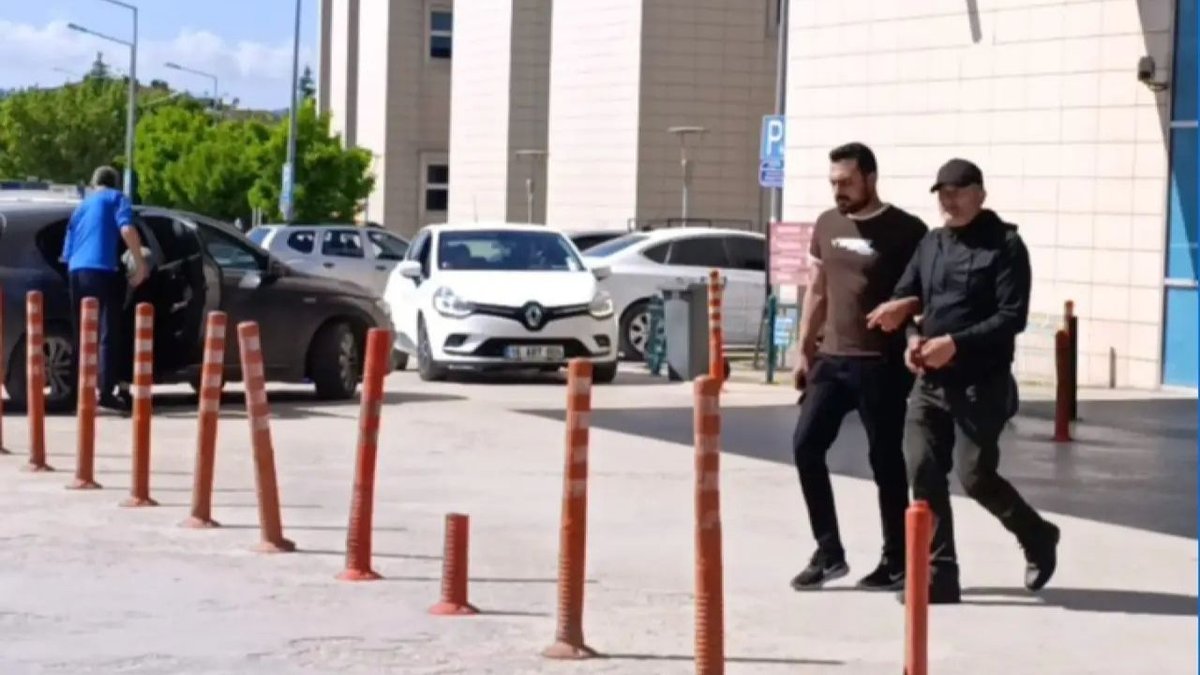 Bursa’da Dehşet! Eski Eşinin Evini Benzin Dolu Şişeyle Ateşe Verdi
