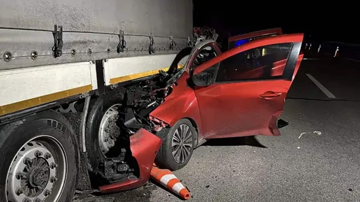 Edirne’de Feci Kaza: Otoyolda Bekleyen TIR’a Çarpan Sürücü Hayatını Kaybetti